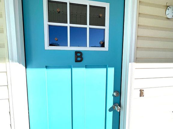 3rd image of 231 Poinsettia Dr #11783091