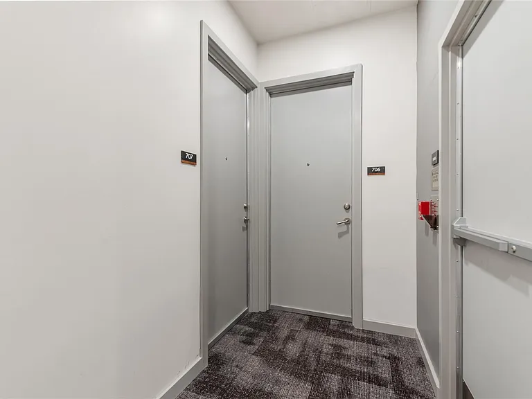 507 Sabine St #707 — Photo 24