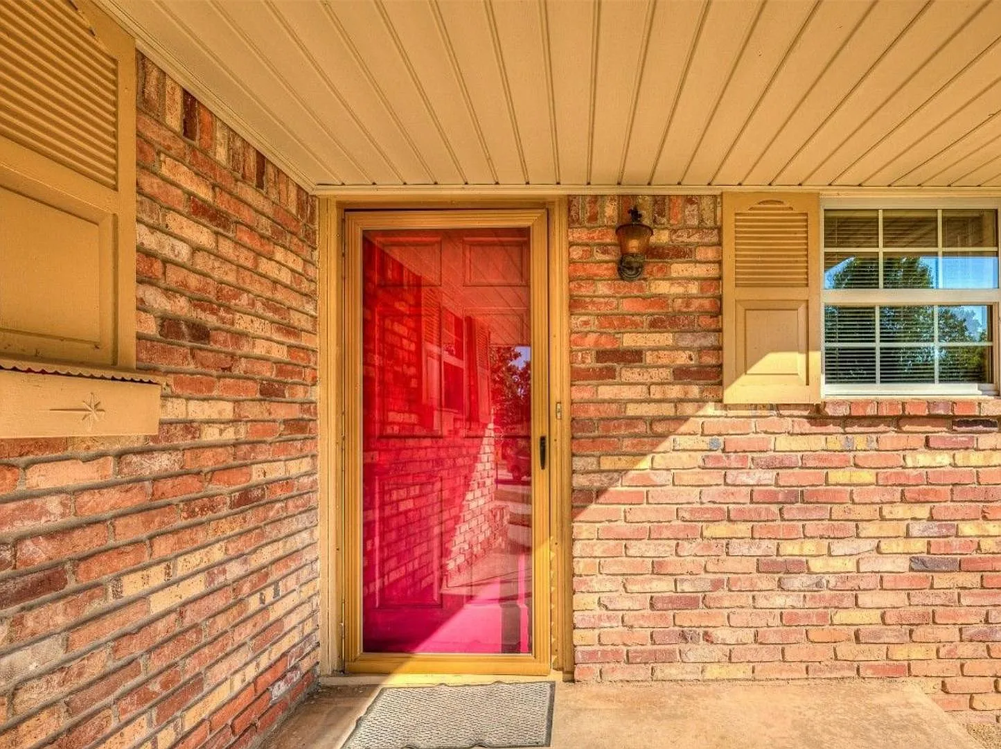 629 Montreal Dr — Photo 4