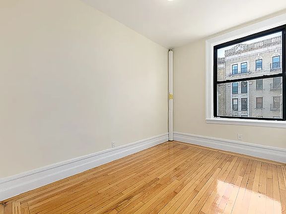 3rd image of 631 W 207th St #66