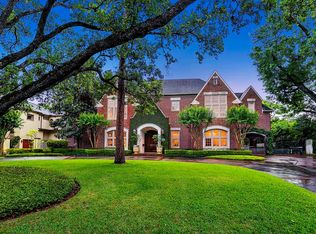 5105 Braeburn Dr, Bellaire, TX 77401