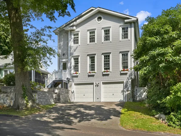 112 Soundview Avenue, Fairfield, CT 06825