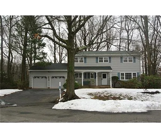 17 Woodruff Rd photo 1