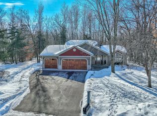 23050 Hilo Ct N, Forest Lake, MN 55025