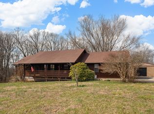 2427 Toler Rd, Woodlawn, TN 37191