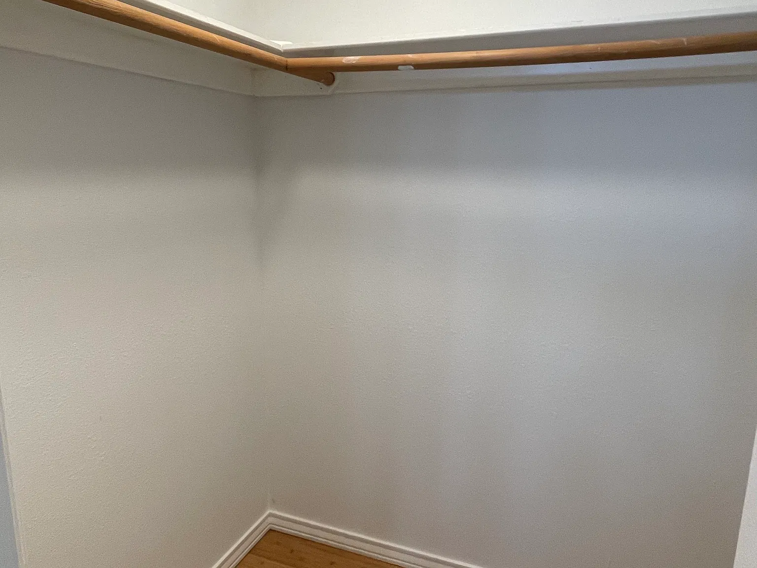 3 bed, 2.5 bath, 1729 sqft, $2,200 — Photo 4
