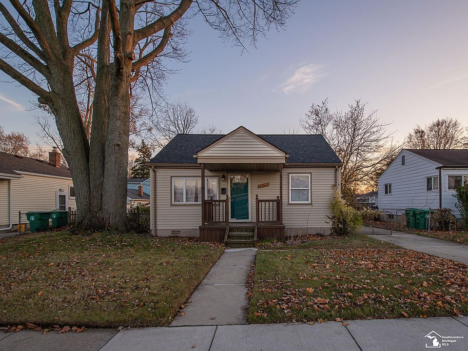 1st image of 28339 Sheridan St