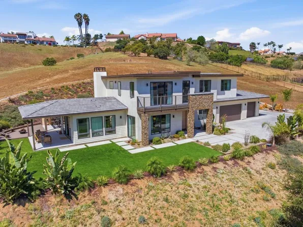 4407 Ramona Dr, Fallbrook, CA 92028