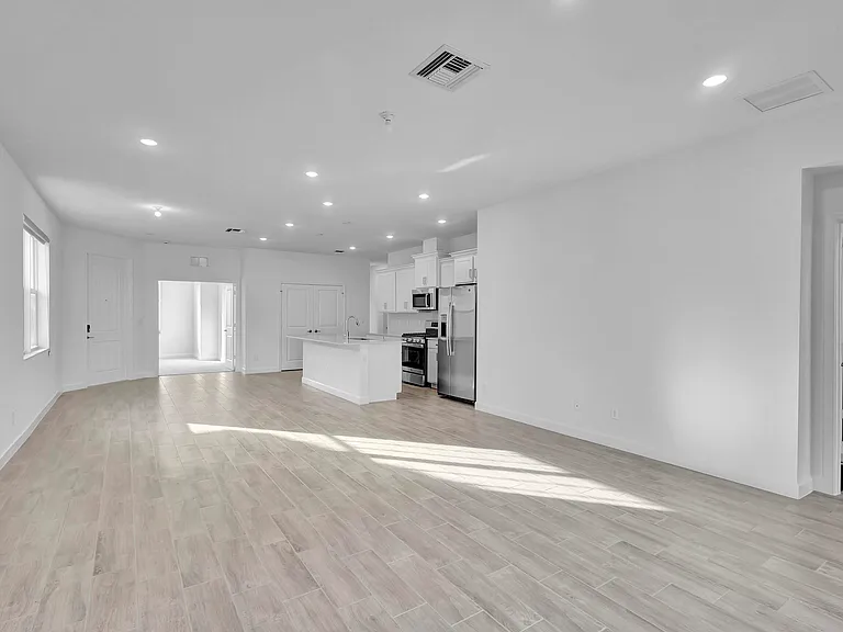 1254 Tangled Orchard Trce — Photo 17