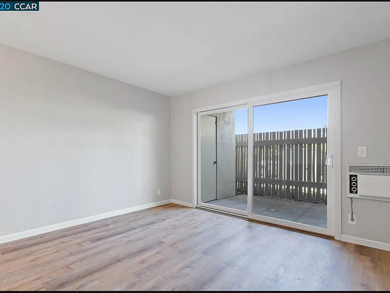 2562 Walnut Blvd #73 — Photo 17