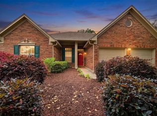 1139 Peachford Ln, Houston, TX 77062