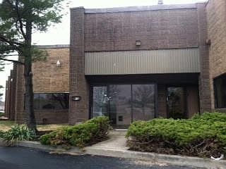 1st image of 65 E Jefryn Blvd