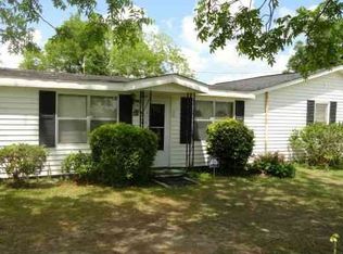 451 Providence Ln, Daleville, AL 36322