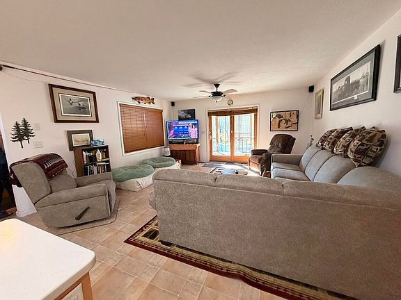 5th image of 24207 E Boulevard Rd