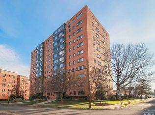 90 Prospect Ave APT 2C, Hackensack, NJ 07601