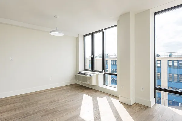 Rented by Nooklyn NYC LLC | media 24
