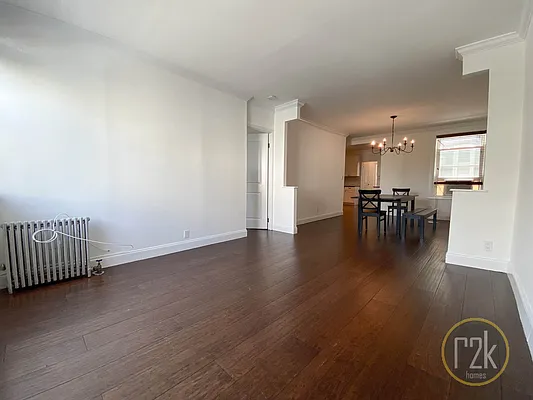 Rented by Realty 2000 Corp | media 19