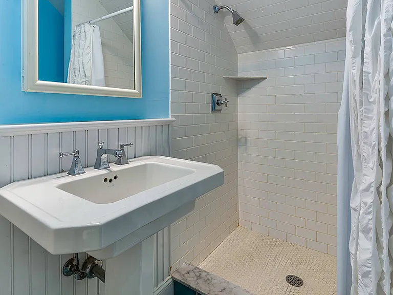 8 White Pine Rd — Photo 21