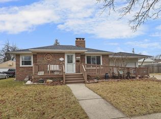 2901 Arthur Ave, Racine, WI 53405