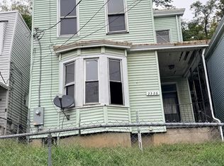 2326 Gladstone Ave, Cincinnati, OH 45202