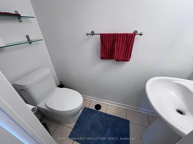 159 10th St #2 — Photo 15