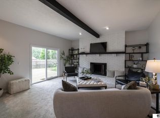 5041 S 93rd St, Omaha, NE 68127
