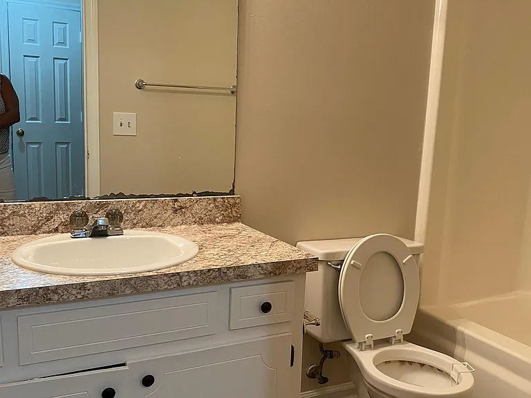 1504 Ascent Trl NW #B — Photo 6