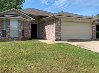 5608 Millington Trl, Arlington, TX 76017