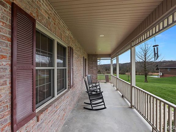 5th image of 243 Eagle Ridge Ln