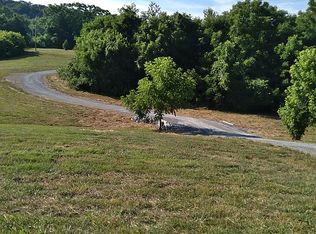 E Fork Rd, GREENEVILLE, TN 37743