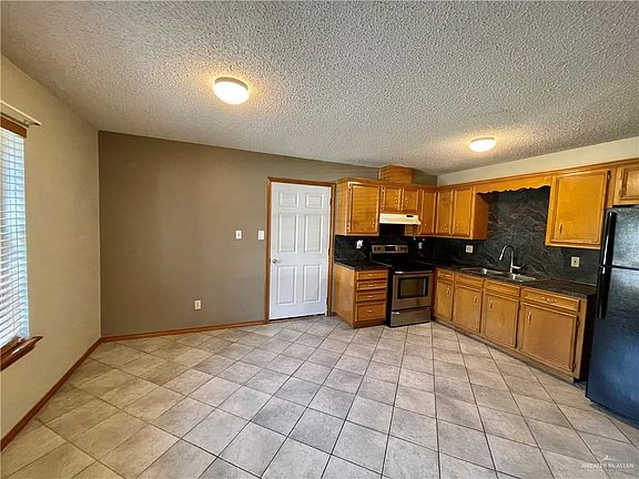 5th image of 3110 N 41st Ln