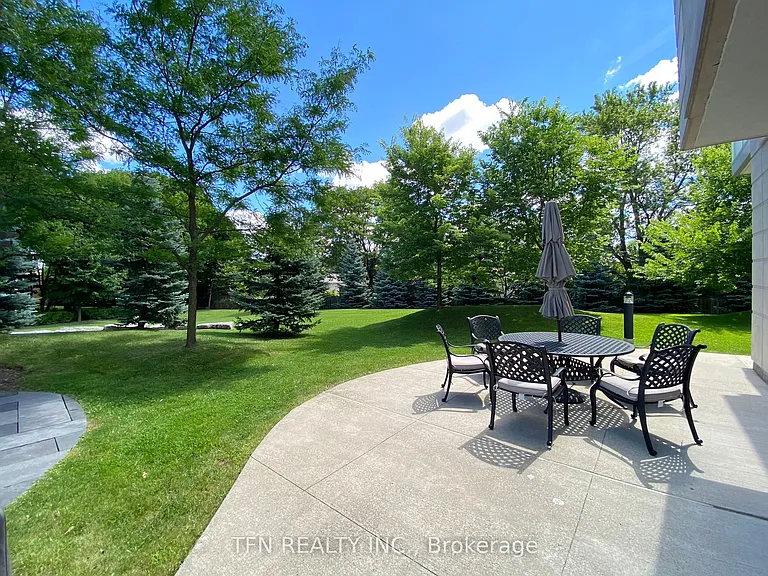 17 Ruddington Dr #103 — Photo 18