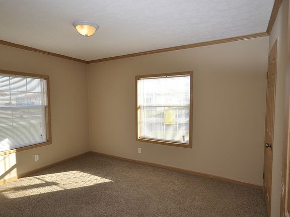 5th image of 10927 W Morley Dr