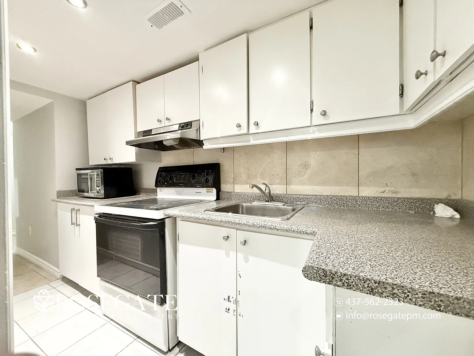 56 Homestead Road Toronto — Photo 2