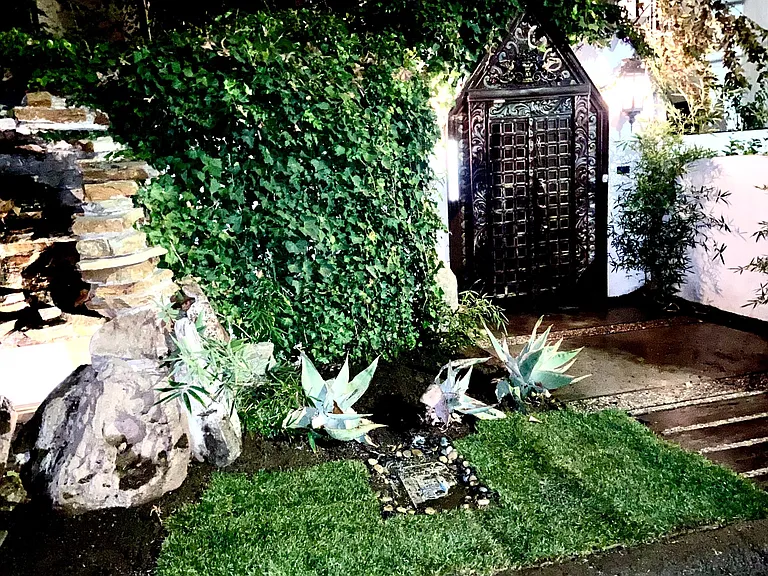 2366 Nichols Canyon Rd #2 — Photo 7