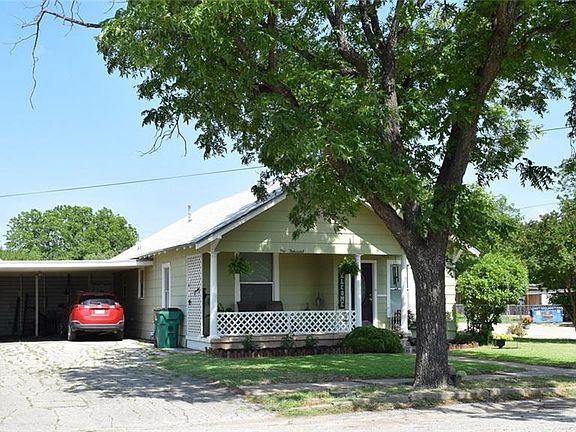 3rd image of 1000 S Nueces St