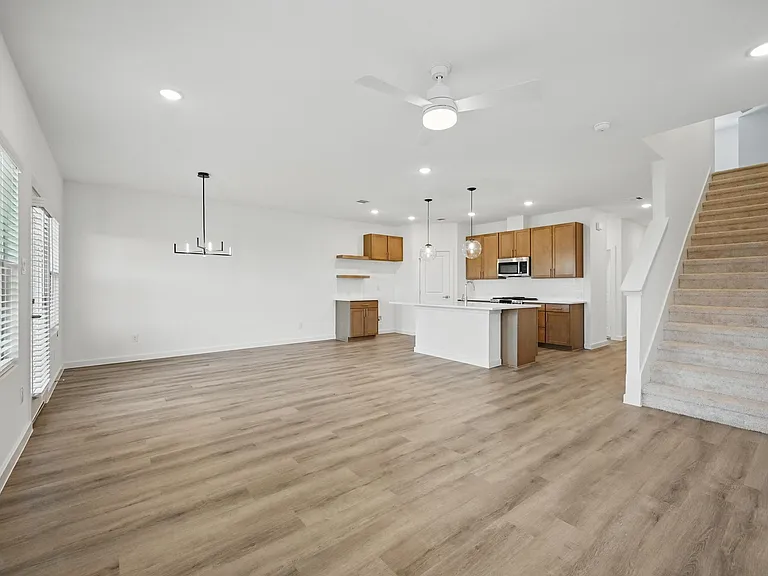 1413 Richardson St — Photo 10