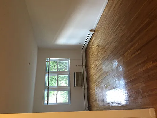 Rented by 18 REALTY | media 26