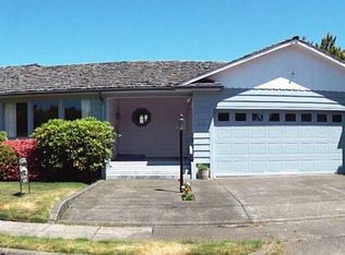 482 N Cedar St, Coquille, OR