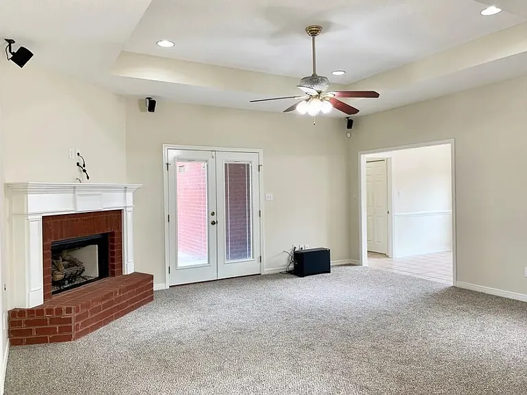 7610 Cumberland Ct — Photo 9