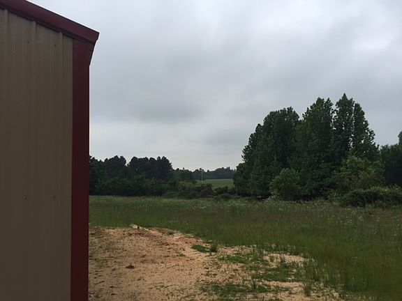 2nd image of 190 Greene Road 743