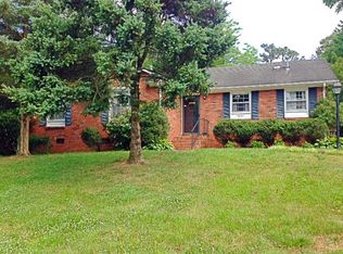 7047 Ridgebrook Dr, Charlotte, NC 28210