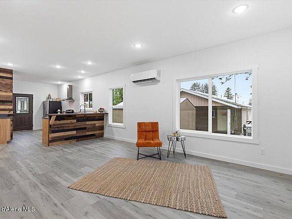 4th image of 755 A St