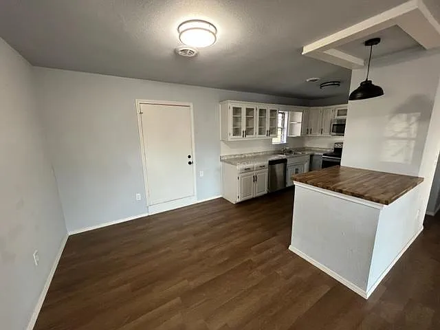 19052 E Rogers Dr — Photo 4