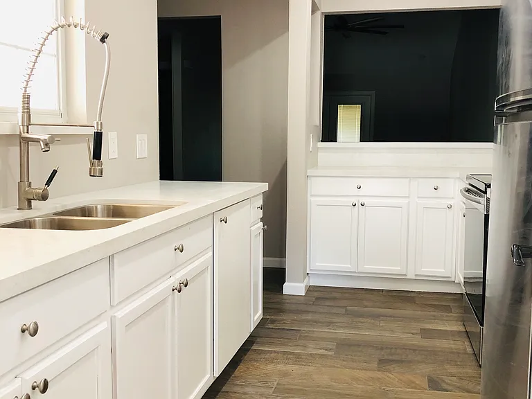 1813 Highland Park Ave — Photo 6
