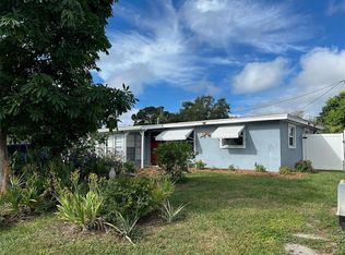 11412 103rd St, Largo, FL 33773