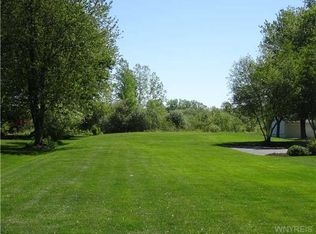 3311 Hopkins Rd, Amherst, NY 14228