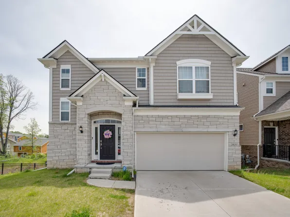2825 Dillon Dr, Ann Arbor, MI 48105