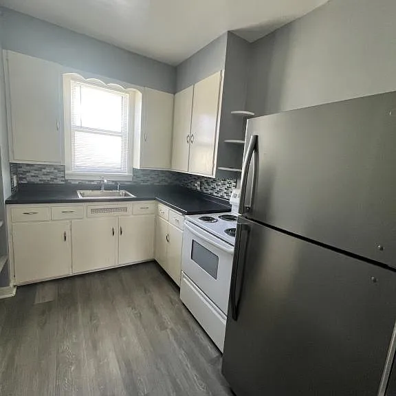 125 W 12th Ave — Photo 10