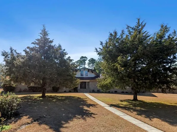 3001 Foxridge Rd, Dothan, AL 36303